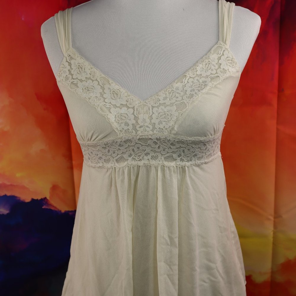 Express Ivory/Off White Top, Size Small